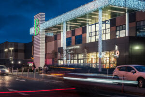 7. Christmas opening hours to suit your busy day